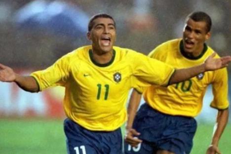 阵容调整的 阵容调整的