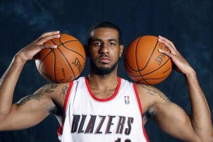 场上表现出 场上表现出