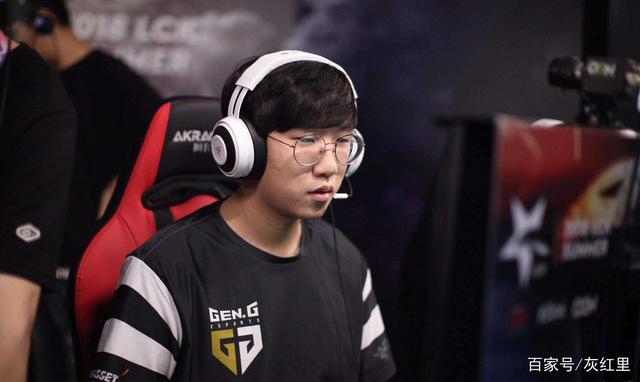 队打下坚实 队打下坚实