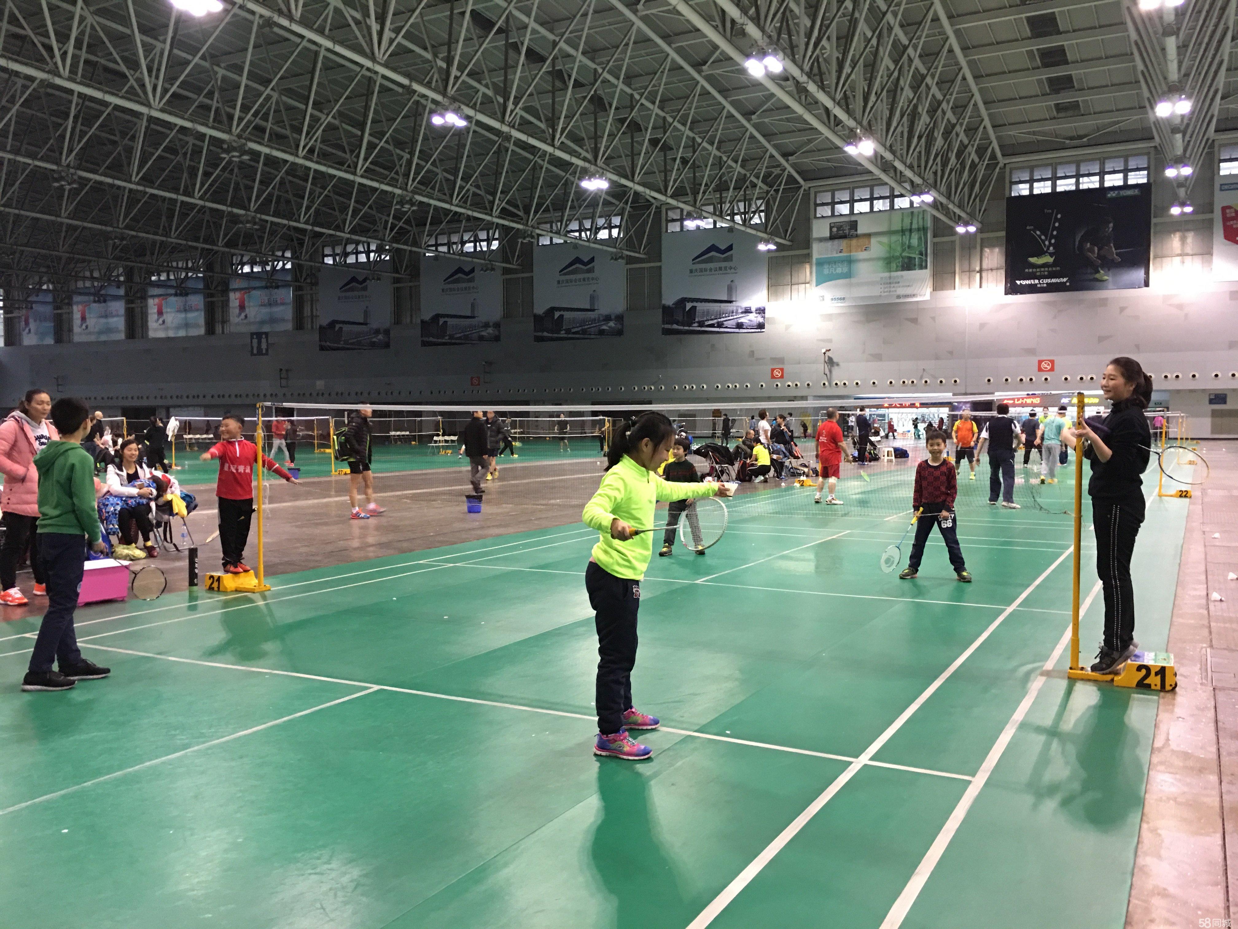 李冰洁女子200自强势摘银 1分54秒52刷新个人最