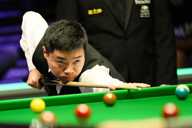 球的强烈争 球的强烈争